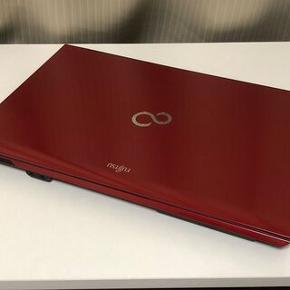 おしゃれな赤黒ツートンカラーのFujitsu製ノート】Core i3-3120M