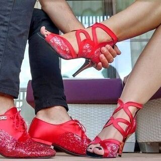 最初から始める !!サルサ ペアダンス 体験参加者を募集しています。  ◇ダンス経験ゼロの男女大歓迎 ◇２０２０年９月 ２１日　月曜日（敬老の日）　１１：３０～１２：３０ お昼間に余裕がある方の画像