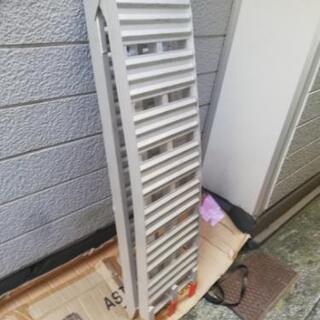 アルミ製　ハシゴ　耐過重250kg 