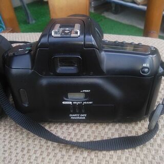 フィルムカメラ＋レンズ2本＋バック＋その他の画像