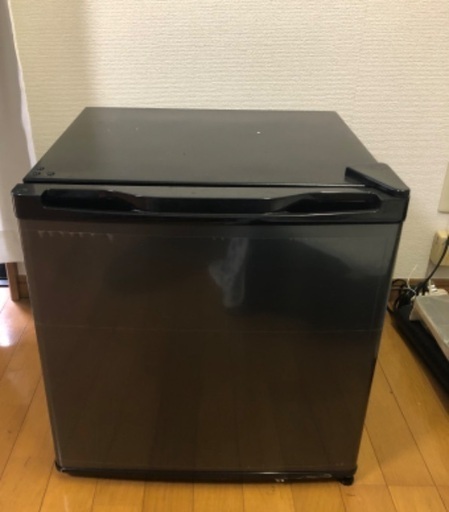 【受渡期間限定】小型冷蔵庫　46L 2019年式