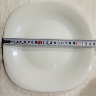 山崎　春のパン祭り白いお皿1枚150円