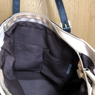 レディーストートバッグ　A4サイズ入りますの画像