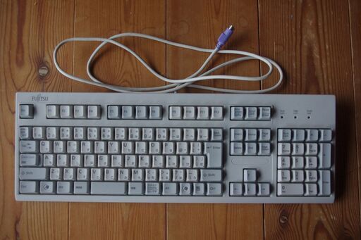 美品 使用少なめ 富士通 PS/2 フルサイズ キーボード