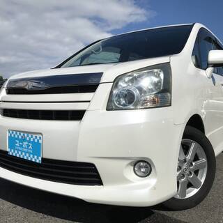 ☆A992[カーズ大阪]【全国陸送15.000円】19年ノア！修...