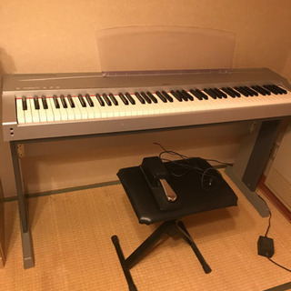 交渉中　ヤマハ　電子ピアノ