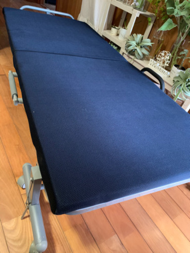 折りたたみベット