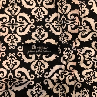 抱っこ紐　エルゴベビーの画像