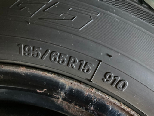 スタッドレスタイヤホイール　195/65R15