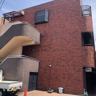 【岸和田市藤井町】　スナック・バー向き居抜き店舗 - 不動産