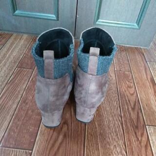 ショートブーツ　23〜23.5の画像