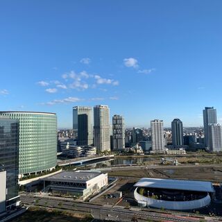 一緒にヨガしませんか♪　秋のパーク朝ヨガ　　土日6時～