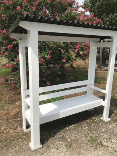屋根付きベンチ