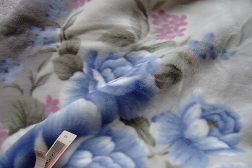 未使用　カシミロン毛布　２枚セット　少々厚手の暖かい毛布