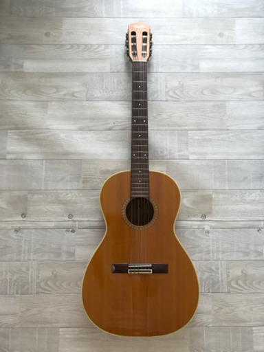 フェンダーガットギター　花子