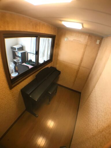 最終値下げ！設置費込み！ヤマハ製防音室、アビテックス2.5畳！珍しい縦長タイプです。