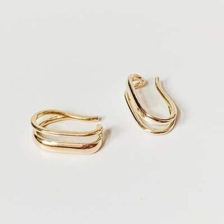 【新品】イヤーカフ 痛くない 金属アレルギー ノンホール 14kコーティング　の画像