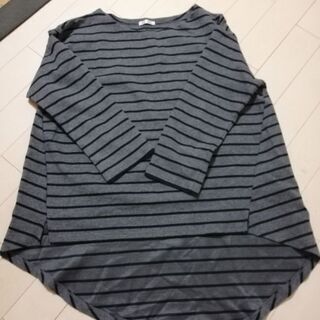 【美品】ボーダー七分袖カットソー