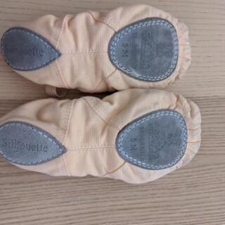 子供用バレエシューズの画像
