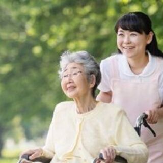 【無資格未経験でも高時給1100円～！】駅から車8分♪車通勤OK...