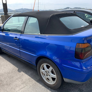 お洒落なゴルフのオープンカー🚙の画像