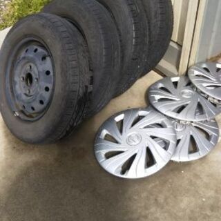 夏用タイヤ、ホイールセット4本  145/80R13  