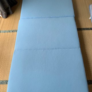 シングルマットレスの画像
