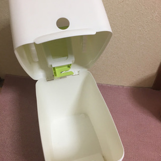 アップリカ オムツ消臭ボックス 美品 引き取りのみの画像