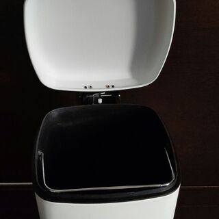 ペダル付きペール缶を譲ります。の画像