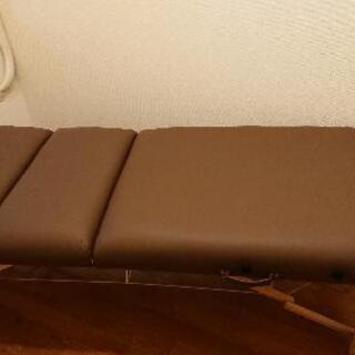 値下げ済み💴エステ マッサージ ベッド 折り畳み 低反発
