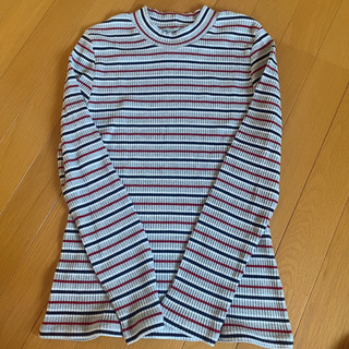 ボーダー長袖トップス