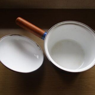 可愛くておしゃれ鍋 ブルー 約18cmの画像