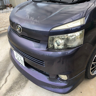 ヴォクシー　貨物　5人乗り