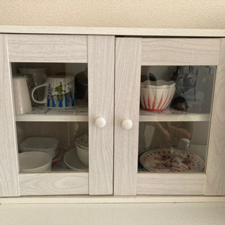 決まりましたミニ食器棚　の画像