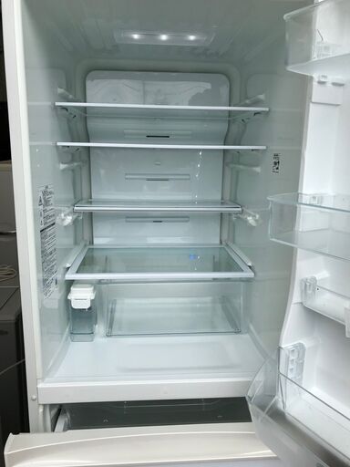 美品！！！　東芝　タッチパネル開閉式　自動製氷機能付き　４２０リッター　５ドア冷蔵庫　６９，９８０円（税込み）