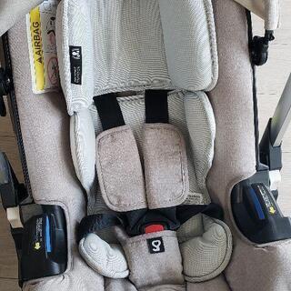 Doona インファントカーシート＋Isofix+付属品色々の画像