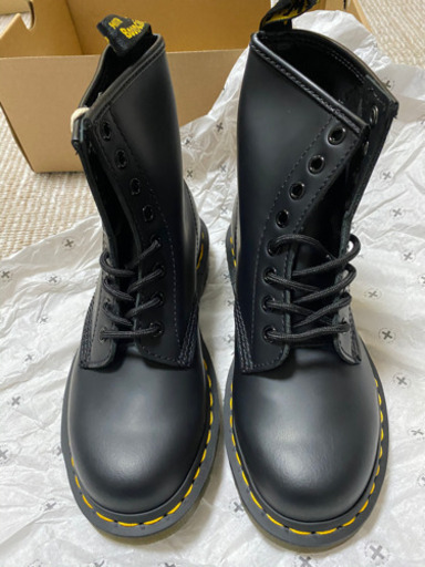 Dr.Martens 8ホールブーツ未使用22cm相当