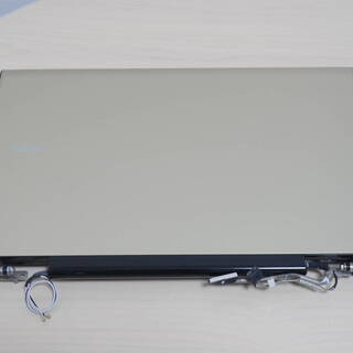 NEC LL750/L・M 用「ゴールド 液晶パネル 」「上半身」の画像
