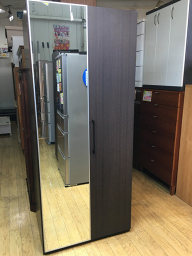 11/27 値下げ! シギヤマ家具工業 モダンStyle ミラー付 クローゼット ワードローブ 折れ戸開閉