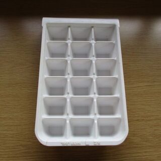 製氷機 18区画 難あり