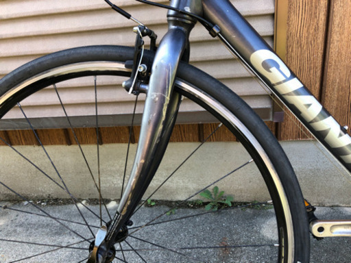 GIANT ESCAPE R3  クロスバイク　自転車