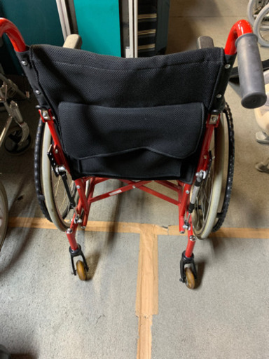 車椅子　スポーツ車椅子？　サスペンション付き　中古