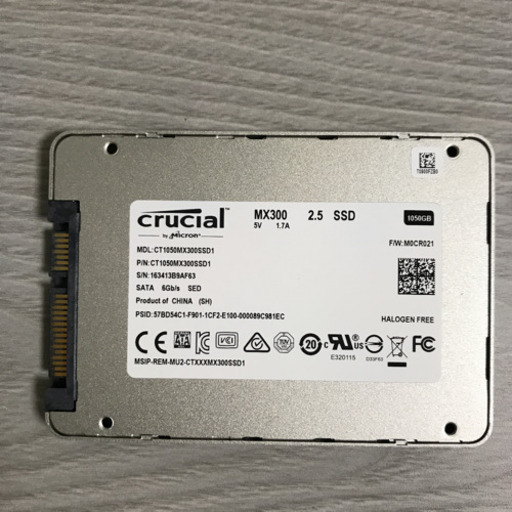 内蔵 crucial SSD 1TB ハードディスク 中古美品