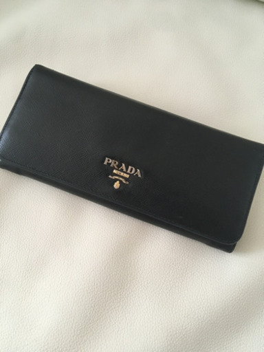 PRADA 長財布　黒