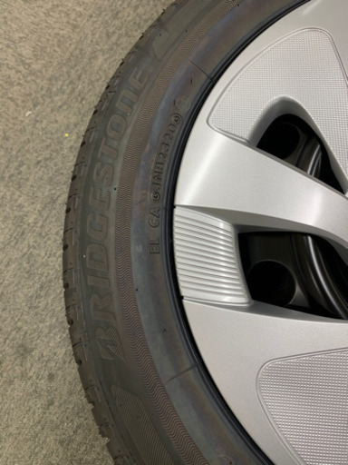 値下げしました！タイヤ 4本　185/60R15 トヨタ　アクア　エコス