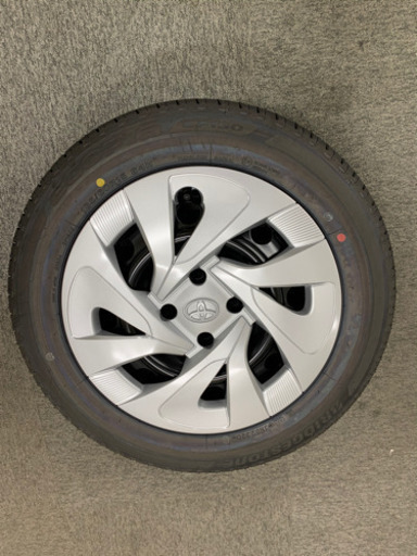 値下げしました！タイヤ 4本　185/60R15 トヨタ　アクア　エコス
