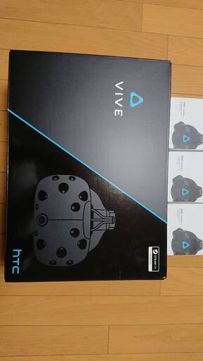HTC VIVE　フルトラセット(本体＋トラッカー3個)お届けできます。