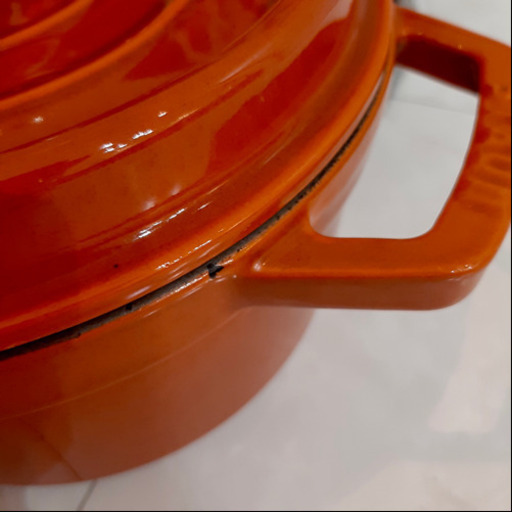 【新品未使用】生涯保証付き　シナモン　20cm　廃盤カラー　staub