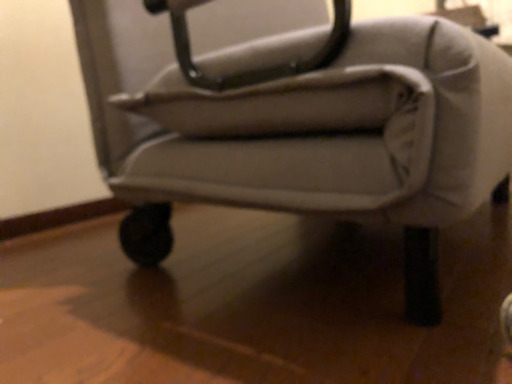 一台二役　ソファーからベッドへ