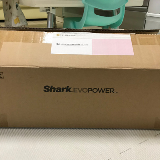 ●新品未使用品● 2020.9.10着　shark evopower W30（WV251J）レッド